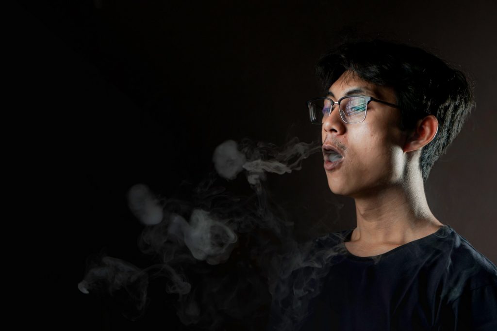 Quruq ko‘z sindromi va chekish